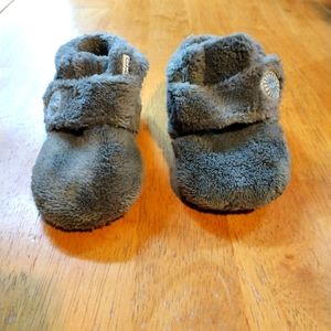 Baby ugg slippers